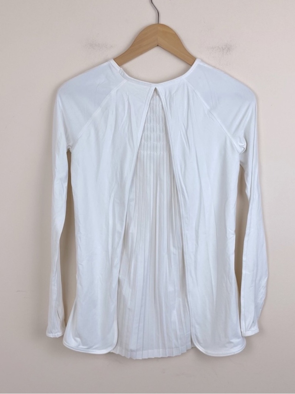 Lululemon • Making Moves Long Sleeve Top Size 6 - Picture 7 of 10